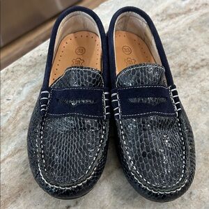 Dar2 Leather Moccasin Style Penny Loafer Shoes size 33 kids blue patent